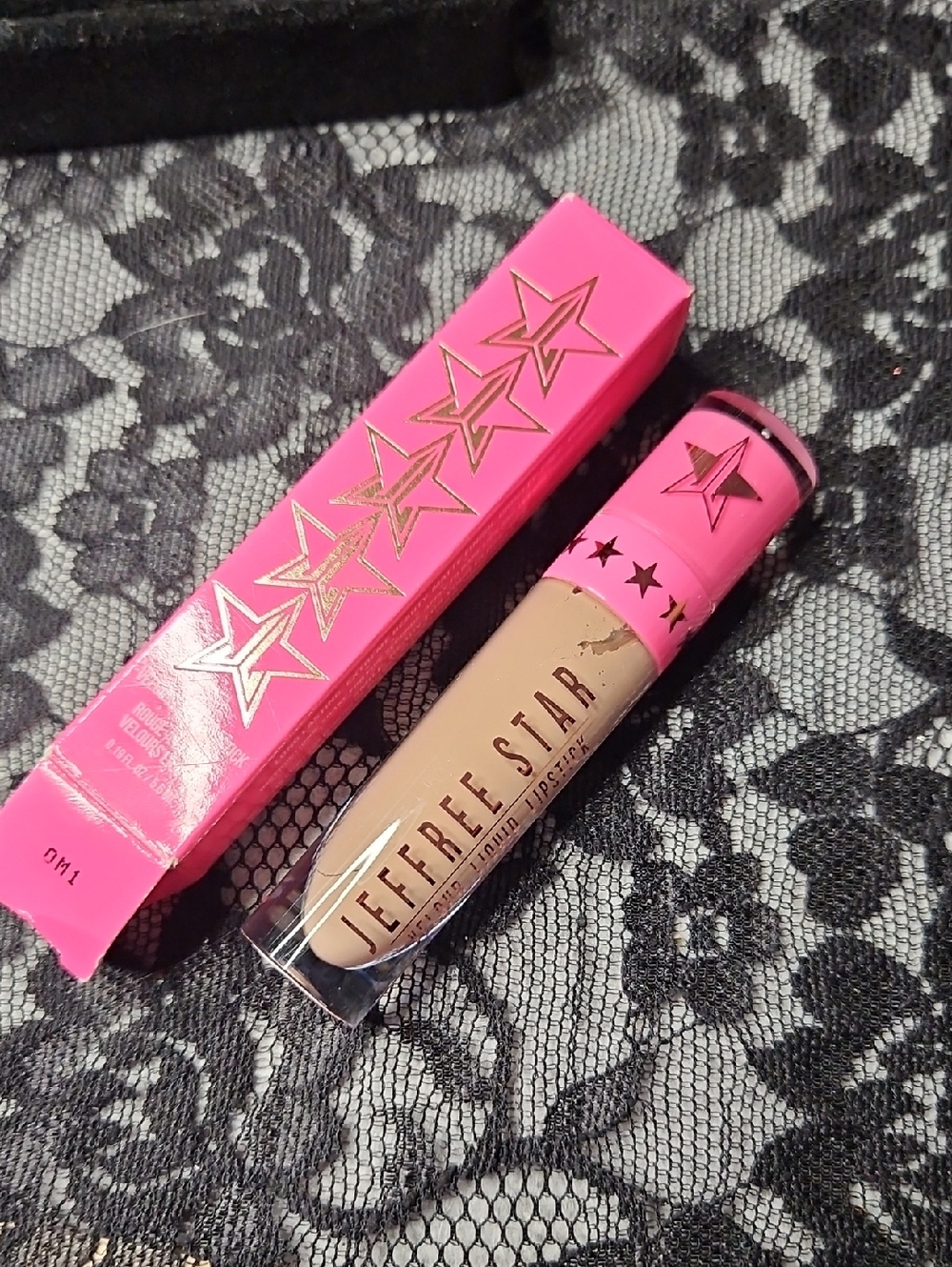 Jeffree Star Nude Liquid Lipstick with Pink Star Packaging